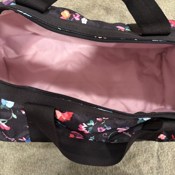 LeSportsac Weekender duffle bag in like new condition - Picture 5 of 7